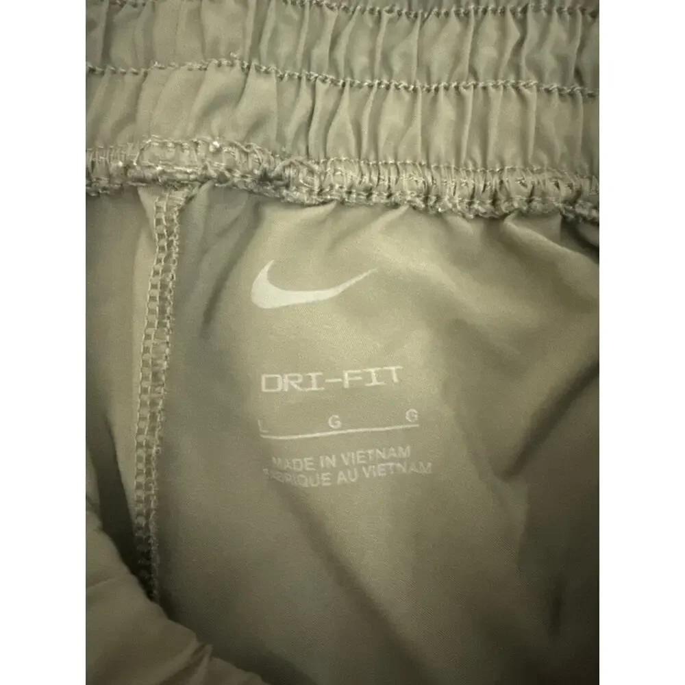 Nike Dri-FIT One Joggers Green Woven Athletics Training Pants Color Youth Large
